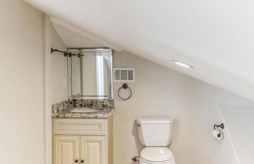 Charming 2 Story Retreat home - Foto 20