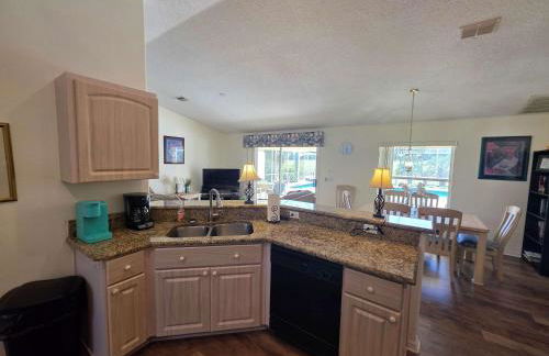 Golf & Poolside Paradise - Foto 17