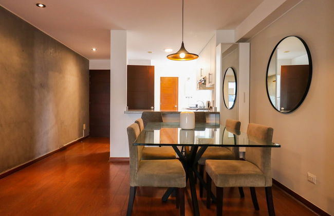 w Elegant 2BR w Fantastic View in Miraflores - Photo 8