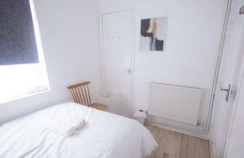 2BR House Near Excel, O2, City Airport, 3 DLR Lines - Foto 24