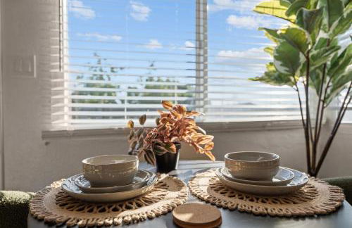 Stylish 1BR Home with Parking Near Zoo & Downtown - Foto 6