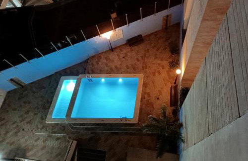 Beachfront apartment, sea view, pool, close to bars and restaurants - Photo 22