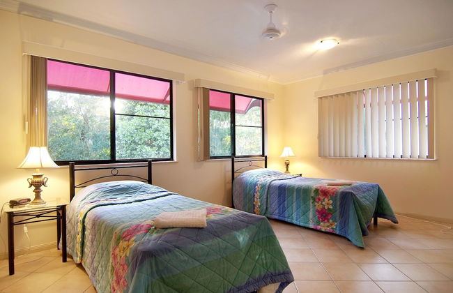 The Mediterranean Beachfront Apartments - Foto 4