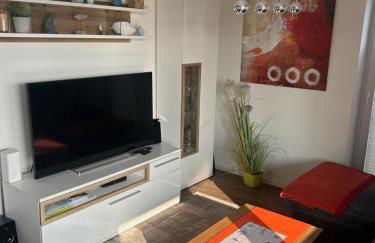 Silbermöwe im Kirschgarten - Foto 3