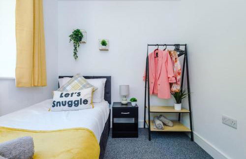 4 BDR House By Eason Stays Short Lets St Helens - Foto 35