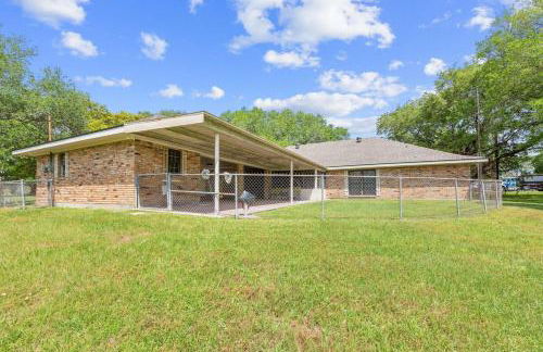 Cajun Stays Cozy 3BR Ranch Near Lafayette with WiFi and Parking - Foto 19