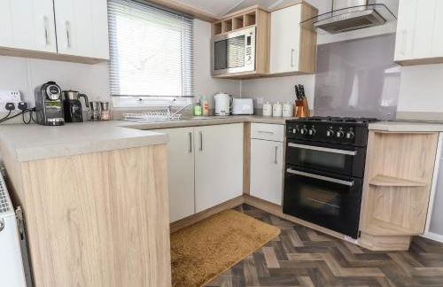 Woodlands Lodge - Photo 8