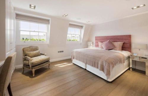 Luxury 4 Bedrooms 5 Baths 2 Receptions Family House with Garden Chelsea - Foto 31