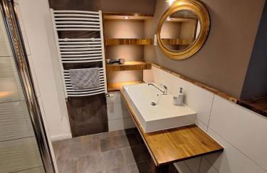 Oerlinghausen, Gesamte stilvolle Wohnung, 3 Schlafzimmer, 4 Betten - Foto 26