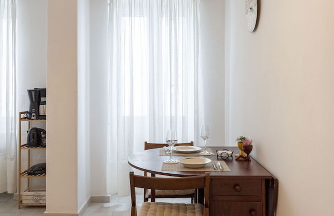 Parikia's Cute Pebble - Photo 18