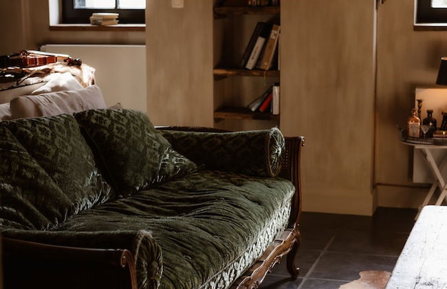 La Petite For t Antique Countryside Greenhouse - Photo 26