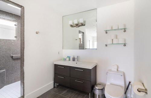 Lagoon Living Offsite and Family Retreat! - Foto 56