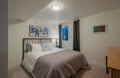 Modern Apartment close to freeway! - Foto 13