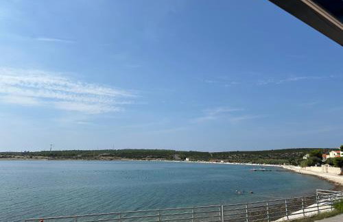 BEACH HOUSE CASKA - Photo 10