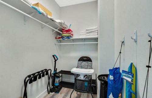 Chic Retreat-Stunning Design Cozy Fire Pit Escape! - Foto 38