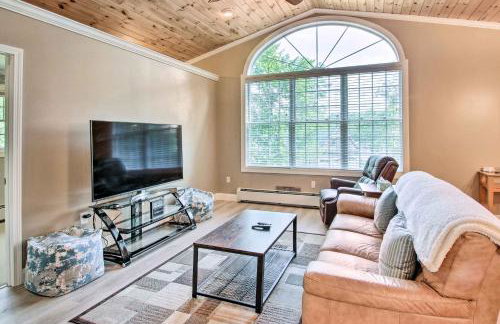 Readfield Retreat with Lake Maranacook Views! - Foto 4