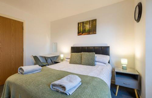 Waterfront Walk 3 Bedroom Apartment with Parking Pets and Workspace - Foto 20