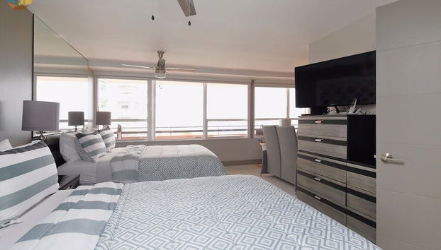 Alexander 1404 2 Bedroom Apts by RedAwning - Foto 3, Habitación