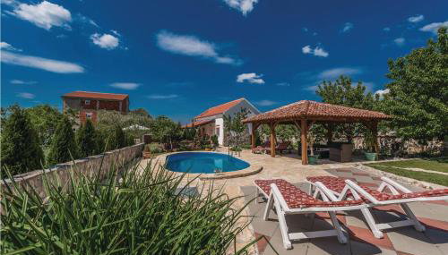 Two-Bedroom Holiday Home In Zemunic Gornji - Foto 3