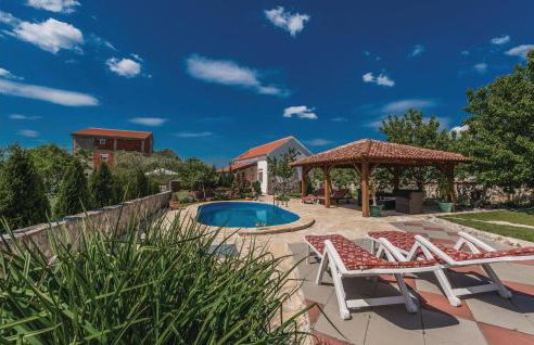 Two-Bedroom Holiday Home In Zemunic Gornji - Foto 3