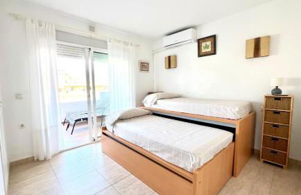 Magnífico Ático 4 hab frente a la playa con piscinas parking incluido por keywise - Foto 28