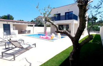 Villa Salvore - new luxury house, heated pool, near beaches, playroom - Istria - Foto 48