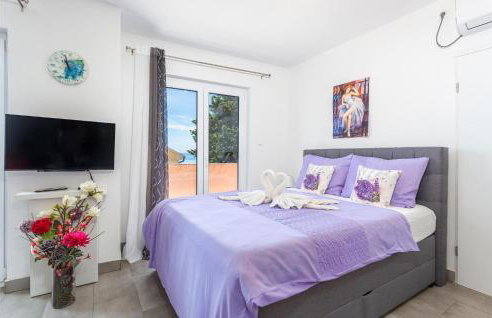 Stunning Apartment In Stara Baska - Foto 11