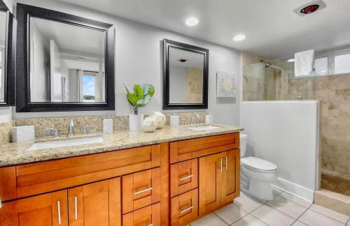 Oceanfront Condo with Front Patio, Gas Grill, Fire Pit - Prime Location!! - Foto 8