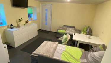 Kleines Studio mit Gartenzugang - Foto 2