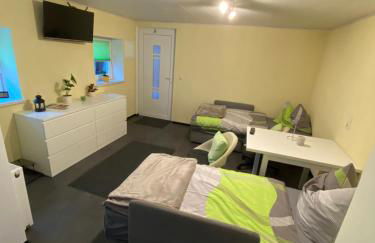 Kleines Studio mit Gartenzugang - Foto 2