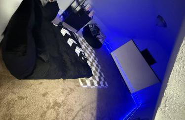 Brand NEW King Suite| Movie/Game Room| Coffee Bar - Foto 34