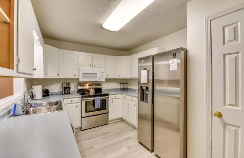 Charming Seneca Home - 3 Mi to Memorial Stadium! - Foto 3