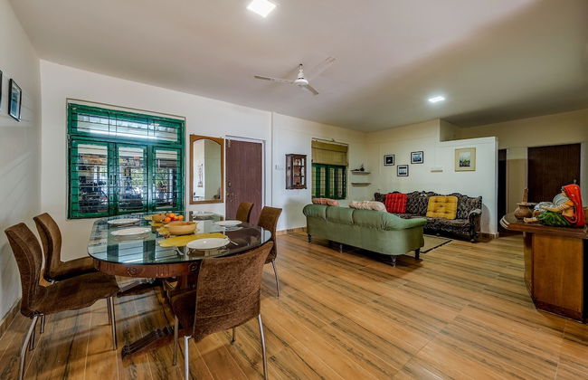 CosmicStays Kokiraj Lakehouse - Waterfront Retreat - Foto 26