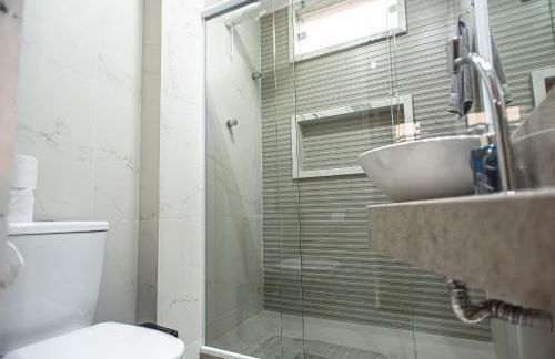 Lindo 2 Qts Vaga Búzios vista deslumbrante do Mar - Foto 16