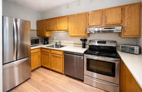 Modern 2BR2BA Extended Stay Discounts - Foto 5