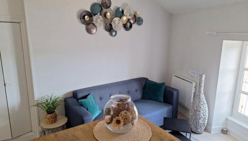 Appartement cosy centre Issoire-Superbe vue Sancy et Livradois-Forez-WiFi - Foto 5