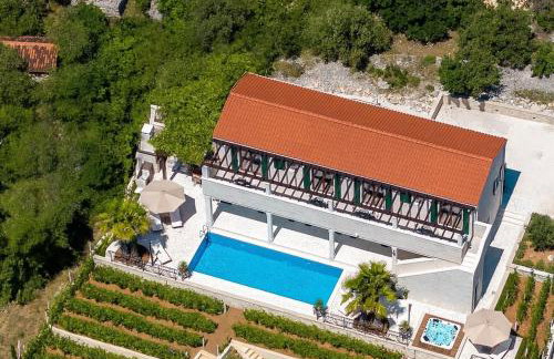 Luxury Stone Villa Smokvica, Heated Pool, Sauna, Jacuzzi, Sea View - Photo 11