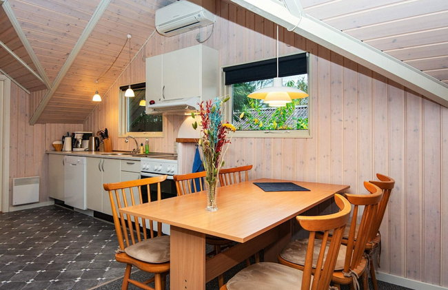 7 Person Holiday Home in Ansager - Foto 15