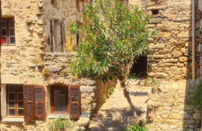 Appartement médiéval au cœur du village de Lama - Foto 1