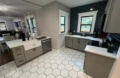 Tampa Heights Prohibition Era Bungalow - Foto 8