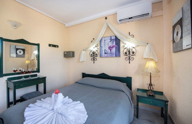 Hotel Castle Suites - Photo 50