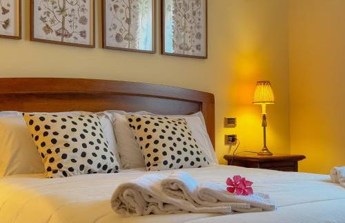 Ampia Casa con Giardino by Host Hero - Photo 1