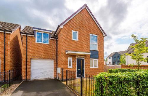 Relax in Style at Wedgwood House 3 BR Home with Garden & Parking - Foto 42