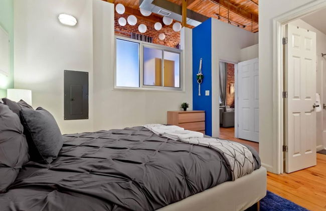 Historic Brick 2 Bedroom Getaway, Wifi - Foto 5