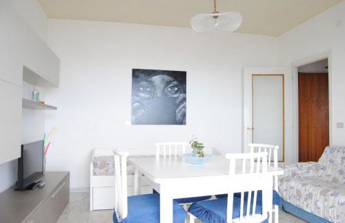 Gaiavacanze Beach Apartment - Photo 8
