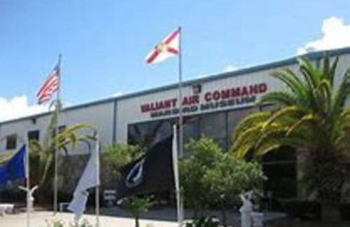 Pool & Spa Hideaway on the Space Coast - Foto 12