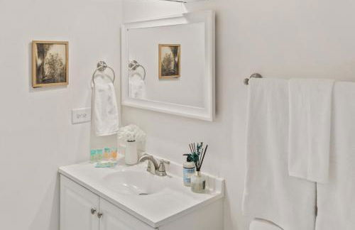 Beautiful Updated Home near Great Lakes Naval Base - Foto 9