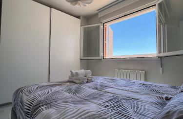 Preciosa vivienda con gran terraza, parking gratis - Foto 1