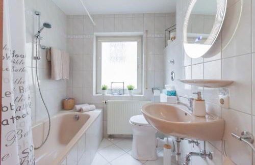 nJoy! Business Apartment Grafenau - Daimler & Parkplatz - Foto 9