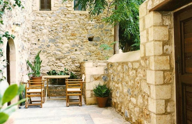 Dorovinis Monemvasia Castlehouses - Photo 33